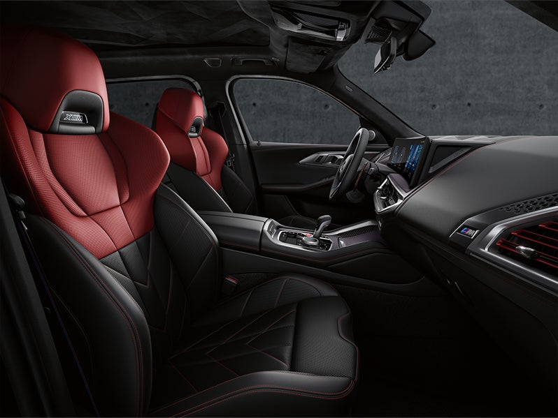 Black and Red BMW XM front seat interior | DARCARS BMW of Mt. Kisco in Mt. Kisco NY